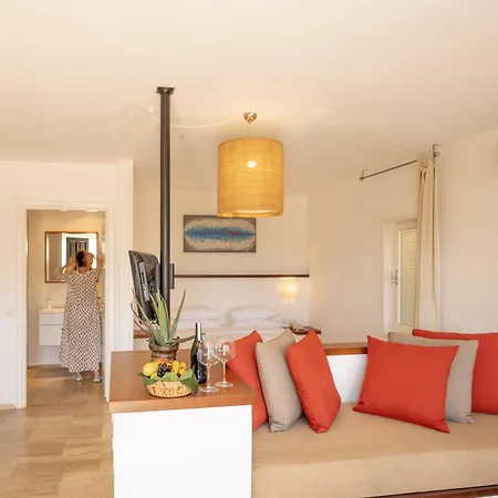 4reasons + Bistro | 12+ Hotel Yalıkavak