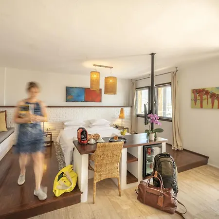 4reasons + Bistro | 12+ Hotel