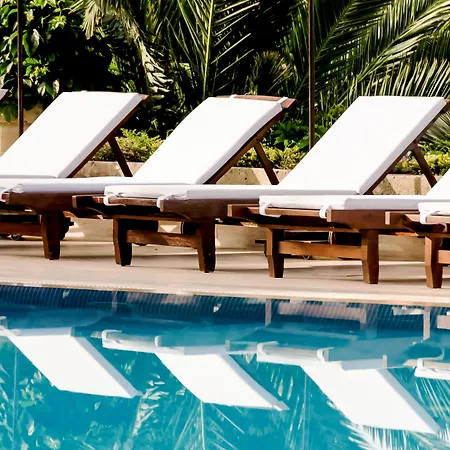 Hotel 4reasons + Bistro | 12+