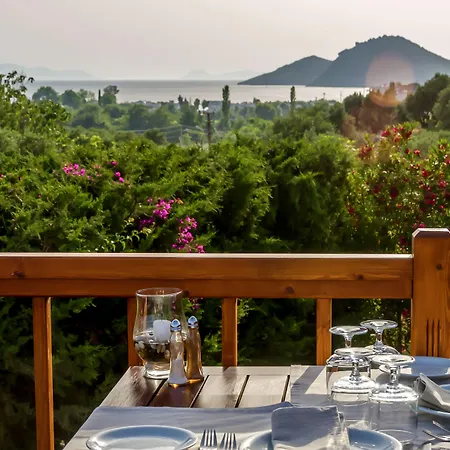 4reasons + Bistro | 12+ Yalıkavak