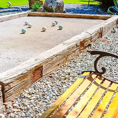 Hotel 4reasons + Bistro | 12+ 4*