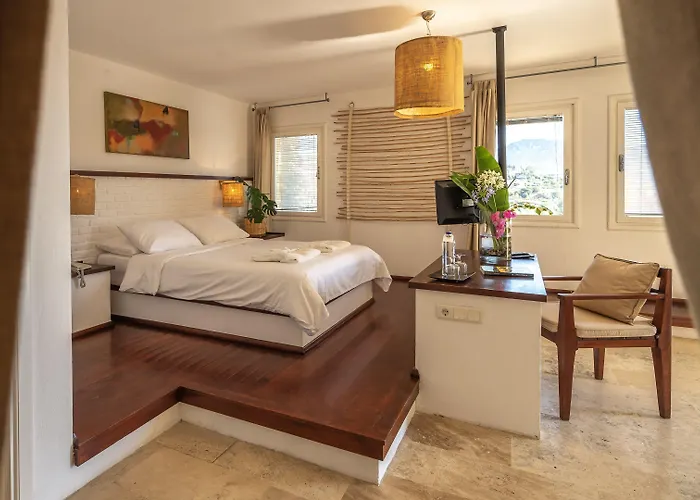 4reasons + Bistro | 12+ Hotel Yalıkavak