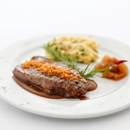 Otel 4reasons + Bistro | 12+ Yalıkavak