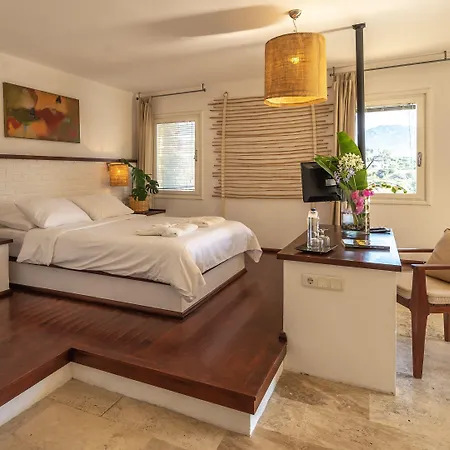 4reasons + Bistro | 12+ Otel Yalıkavak