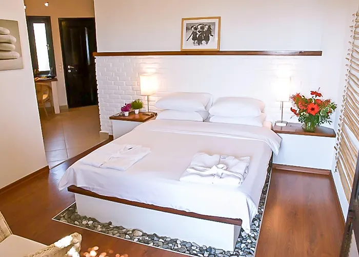 Hotel 4reasons + Bistro | 12+ Yalıkavak