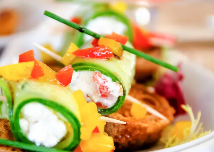 4reasons + Bistro | 12+ Hotel 4*
