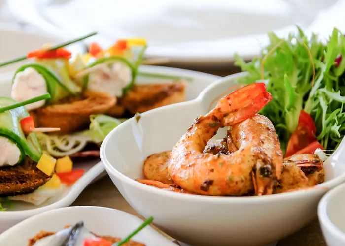 4reasons + Bistro | 12+ Hotel